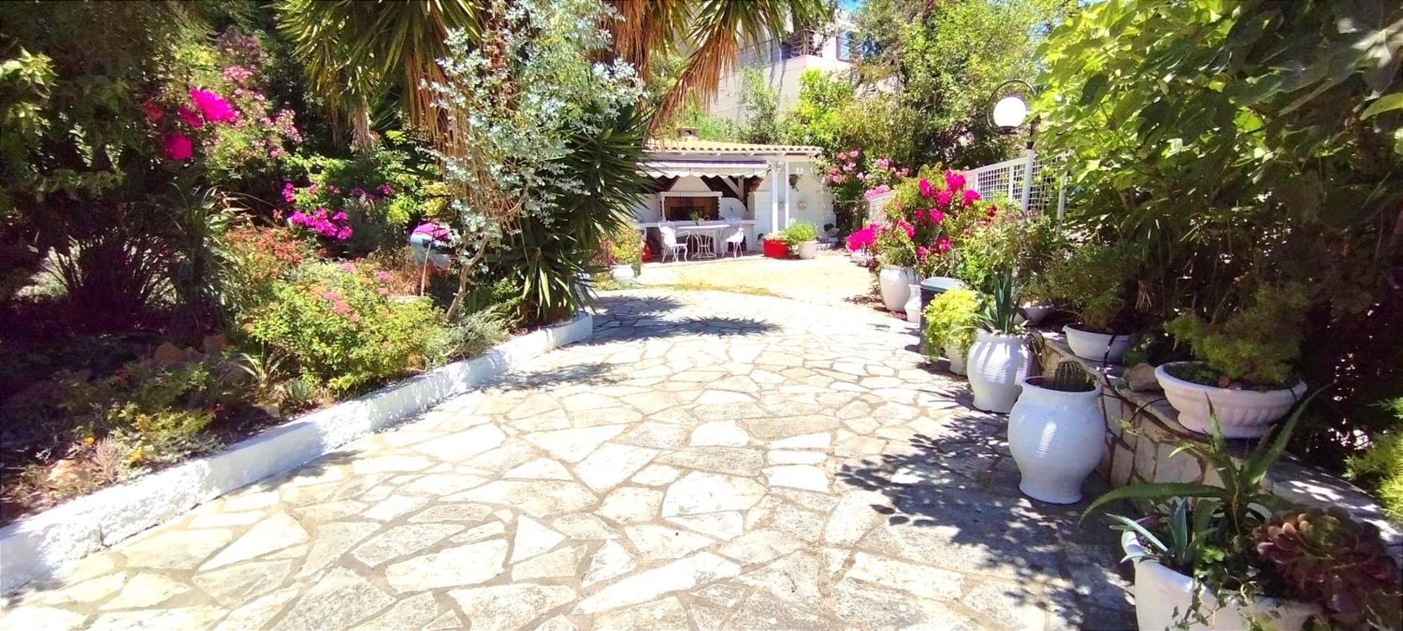 Aleka'S House Hotel Никиана Екстериор снимка